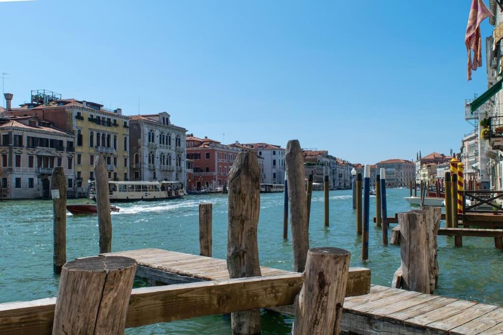 Residence Alma - Rialto Bridge Venecia Exterior foto